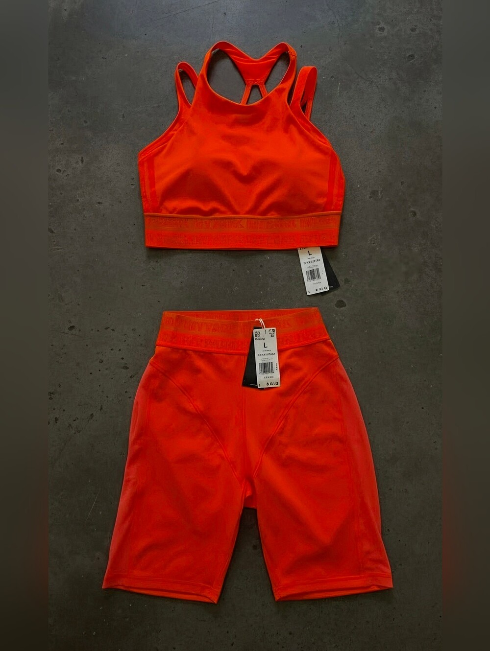 NWT Adidas x Ivy Park Strappy Sports Bra & High-Waisted Cycling Shorts | L